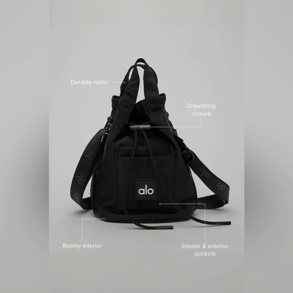 ALO YOGA | ✨NWOT✨Utility Cross Body Bucket Bag in Black - Picture 2 of 5
